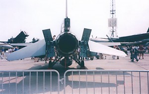 F16BtuerkbackILA00A