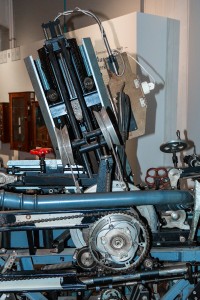 Kettensägen Schärf- und Schrenkmaschine